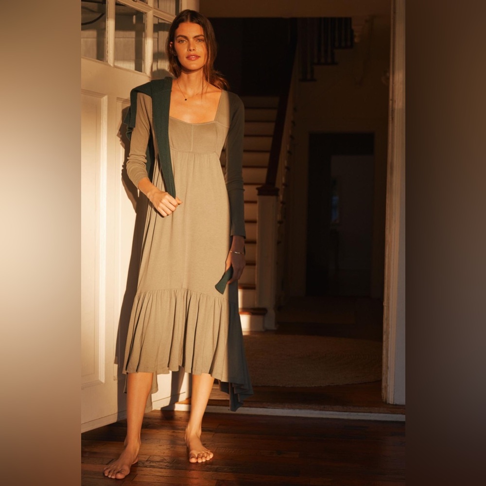 Anthropologie Seamed Midi Dress